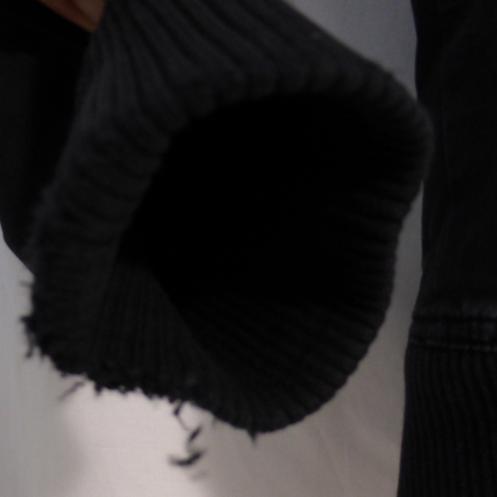 Aritzia TNA | small | Black Jacket With Fuzzy Faux Fur Lining - Picture 9 of 16